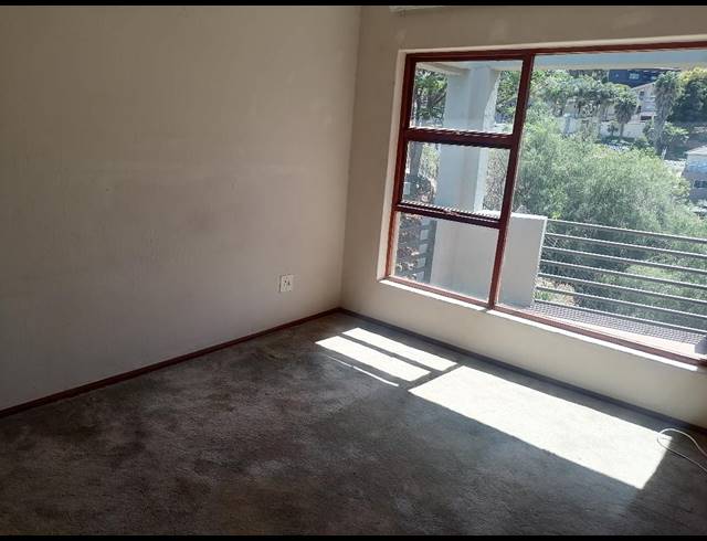 1 bed property to rent in BASSONIA